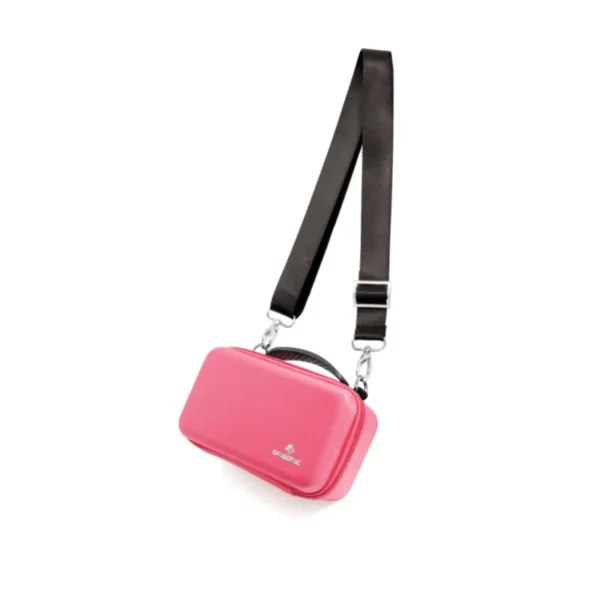 Walizka na 250 kart firmy Gamegenic. Kolor różowy. Długi pasek